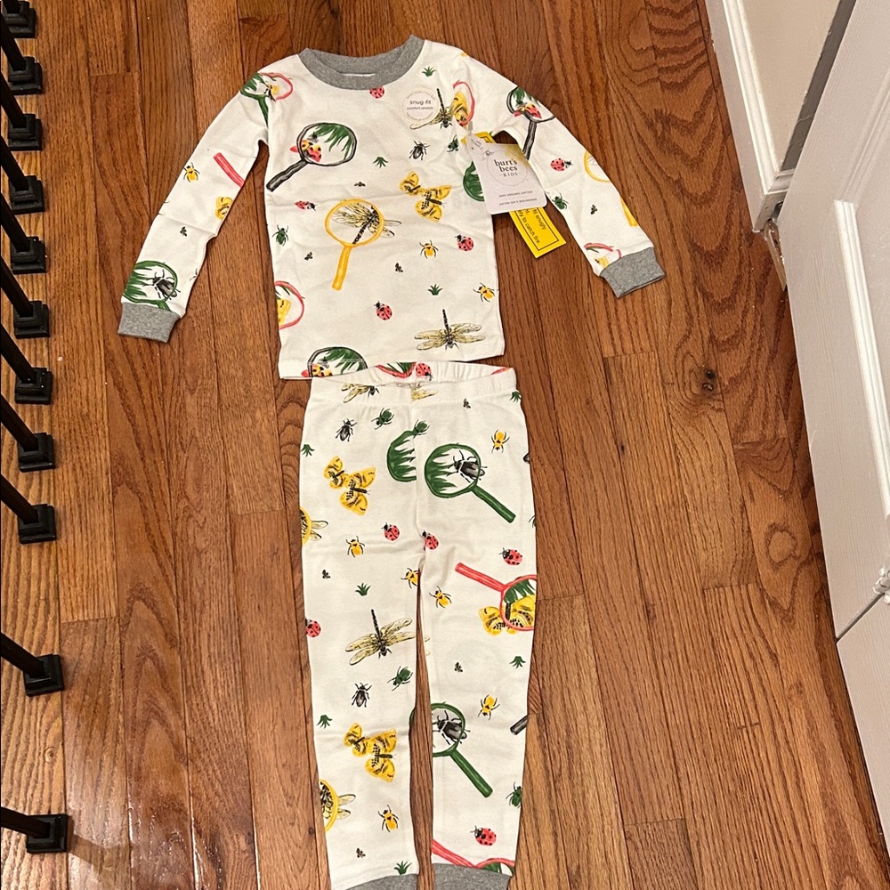 New Burt’s Bees Kids Pajamas with Bug Print-2T